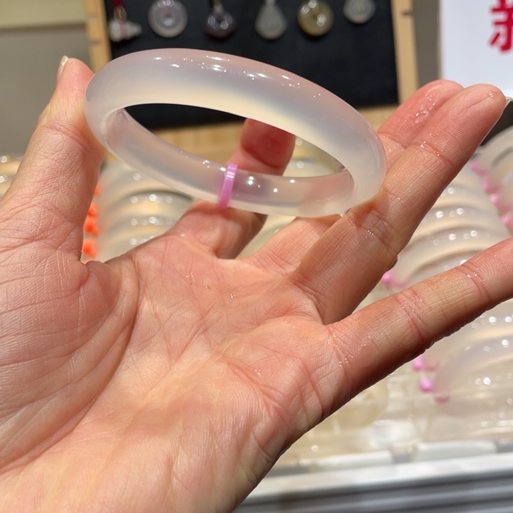 M***-玛瑙/玉髓未镶嵌手镯@定向荔枝冻@【58】