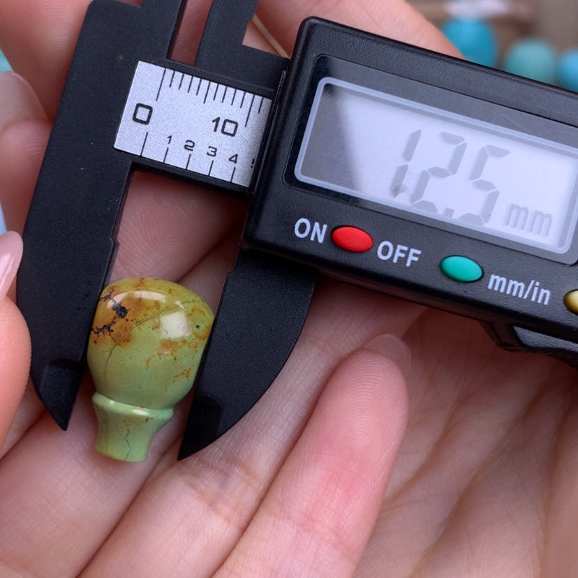 【闪购商品】绿松石三通未镶嵌侧****?