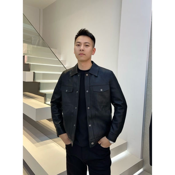 纯色修身秋冬简约翻领皮衣短款纽扣外套休闲