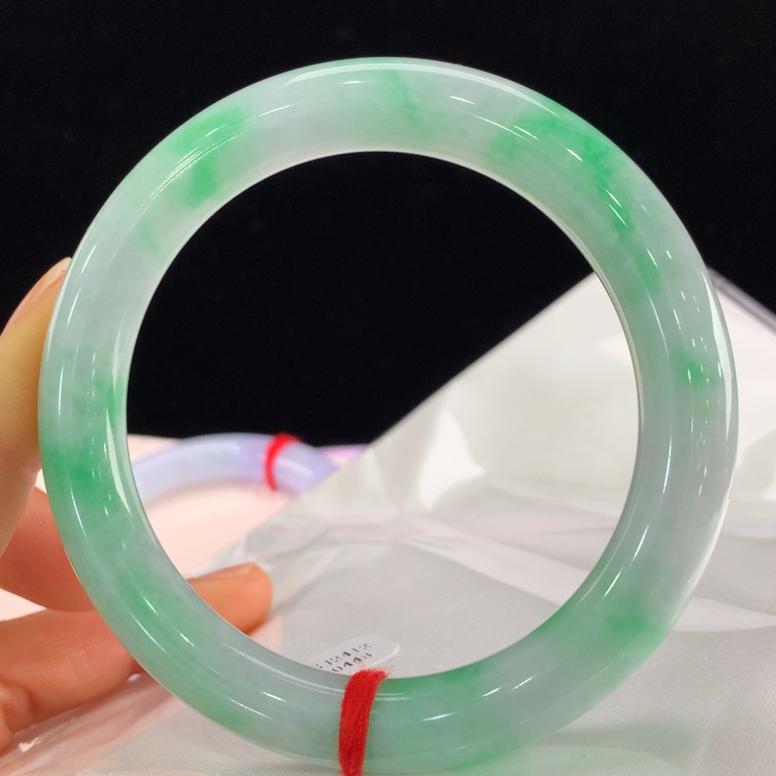 翡翠手镯未镶嵌111-0448