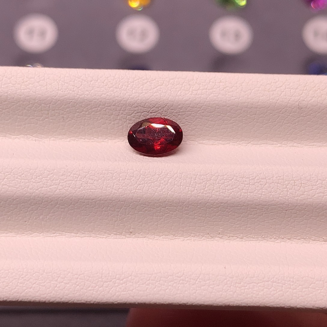 裸石未镶嵌石榴石1克拉石榴石