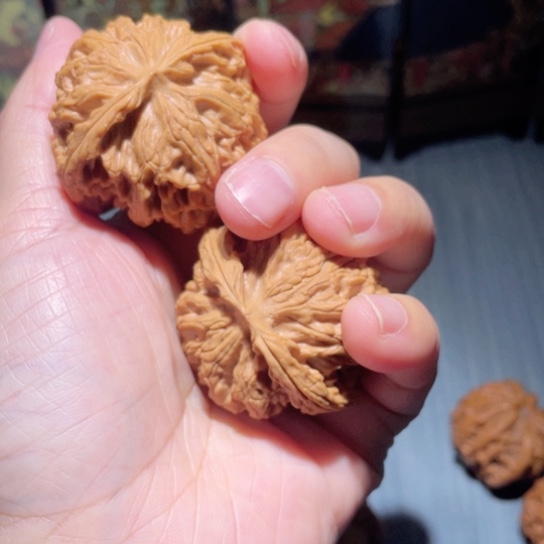 文玩核桃吊坠45苹果