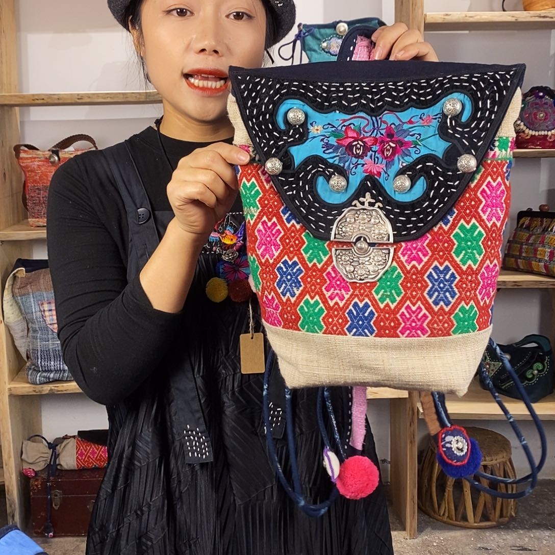 织绣手工制作工艺包包