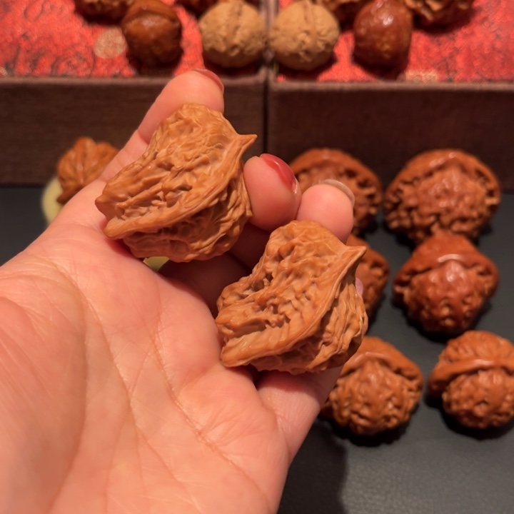 往***烟文玩核桃吊坠小鸟