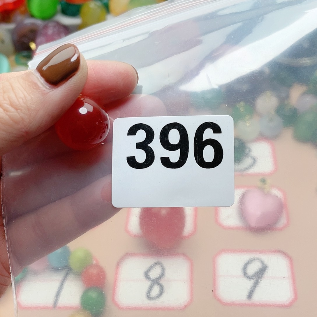 合金颈饰玛瑙/玉髓潇****。