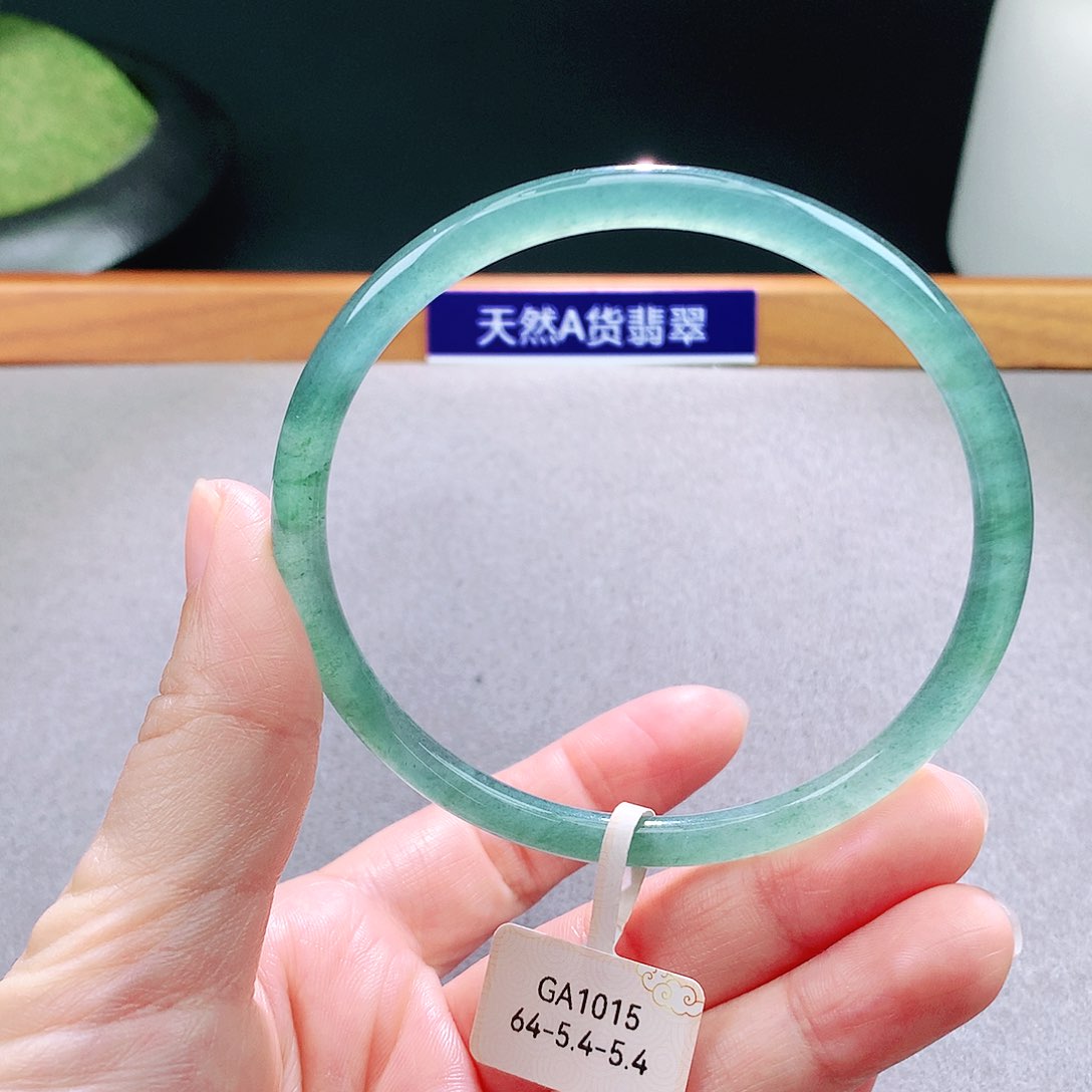 未镶嵌手镯翡翠天然翡翠手镯a货