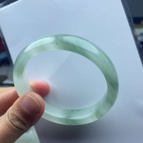 石英质玉（金丝玉）手镯未镶嵌江*