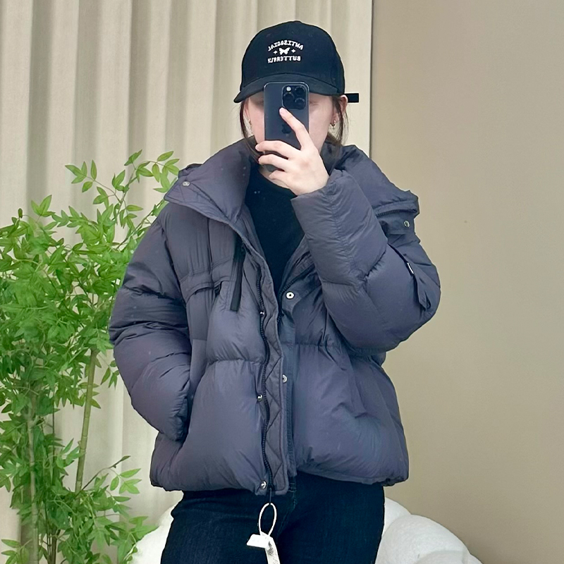 90白鹅绒短款羽绒服女士A051