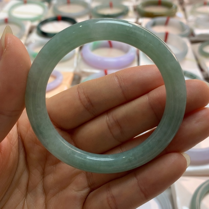 翡翠未镶嵌手镯圆条51