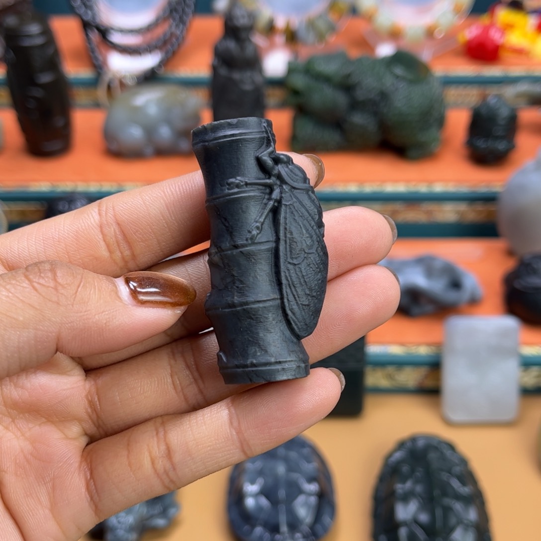 未镶嵌和田玉挂件