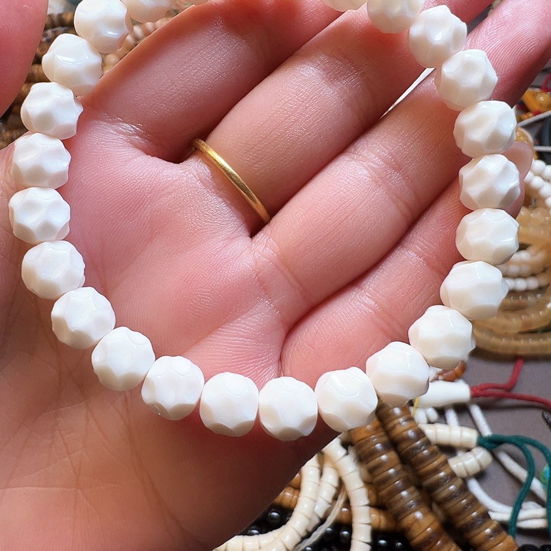 驼骨其他H****n000000000006059