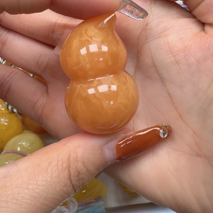 黑***棉琥珀未镶嵌珠宝奇石吊坠