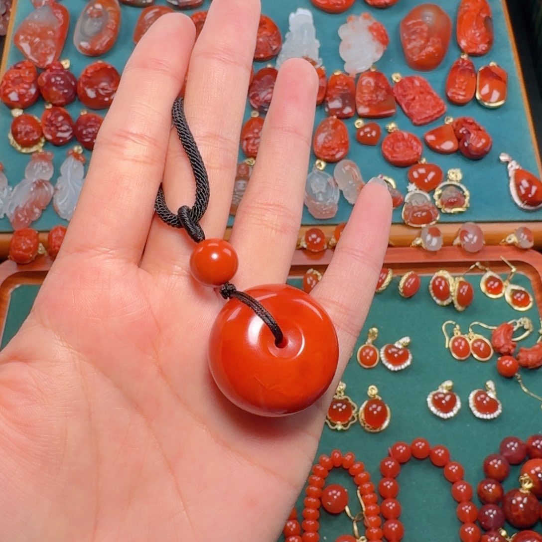 南红玛瑙南红未镶嵌萍**云