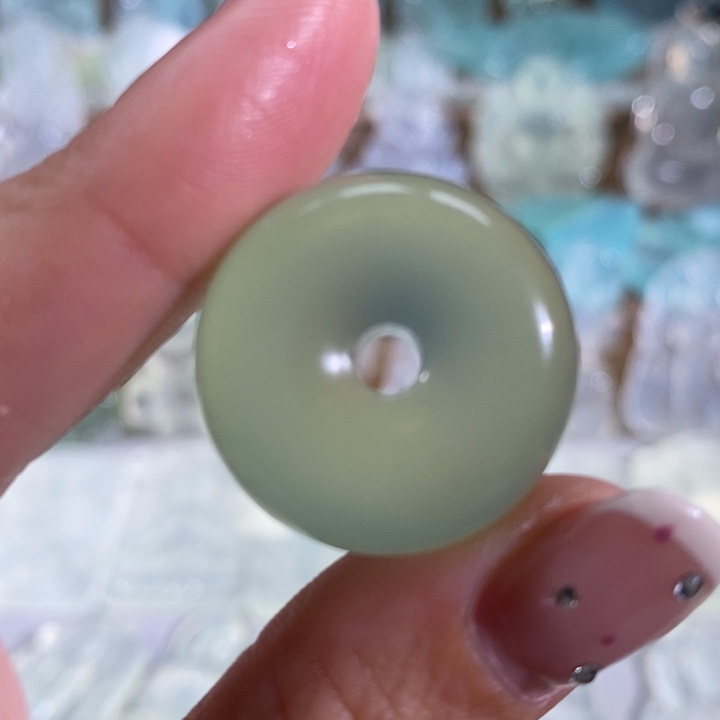 岫玉吊坠未镶嵌吊坠