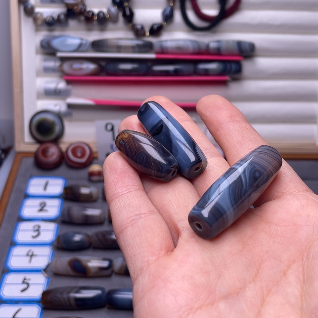 鑫***成玛瑙/玉髓合金颈饰