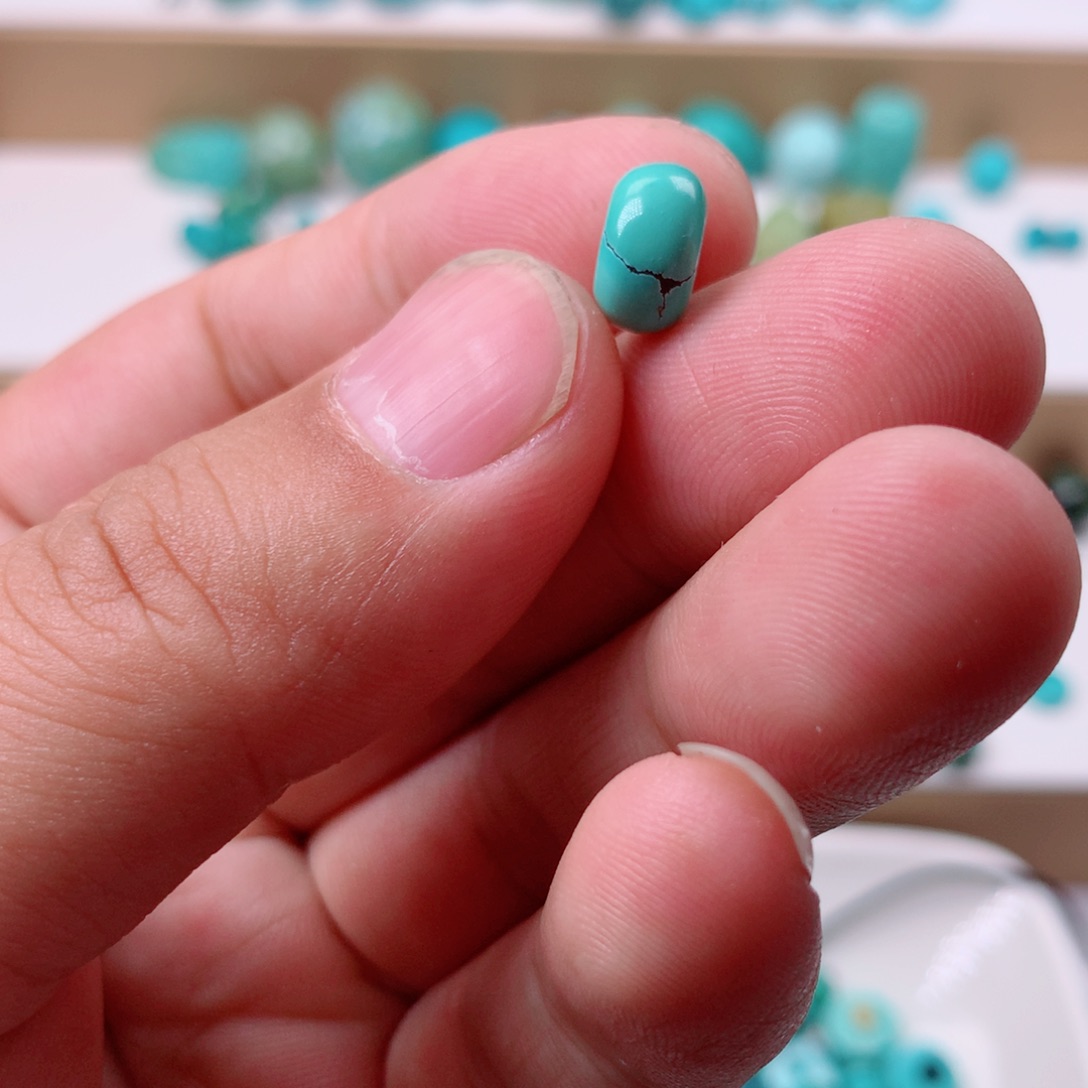 绿松石未镶嵌挂件糊*