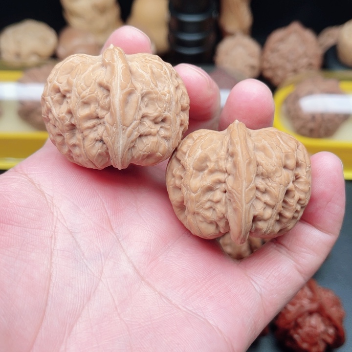 文玩核桃把件平谷元宝41×39×34