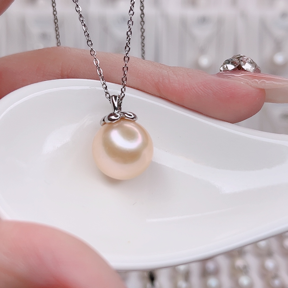 淡水珍珠未镶嵌吊坠(赠链)