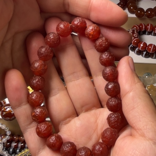 红***麦玛瑙/玉髓未镶嵌手链