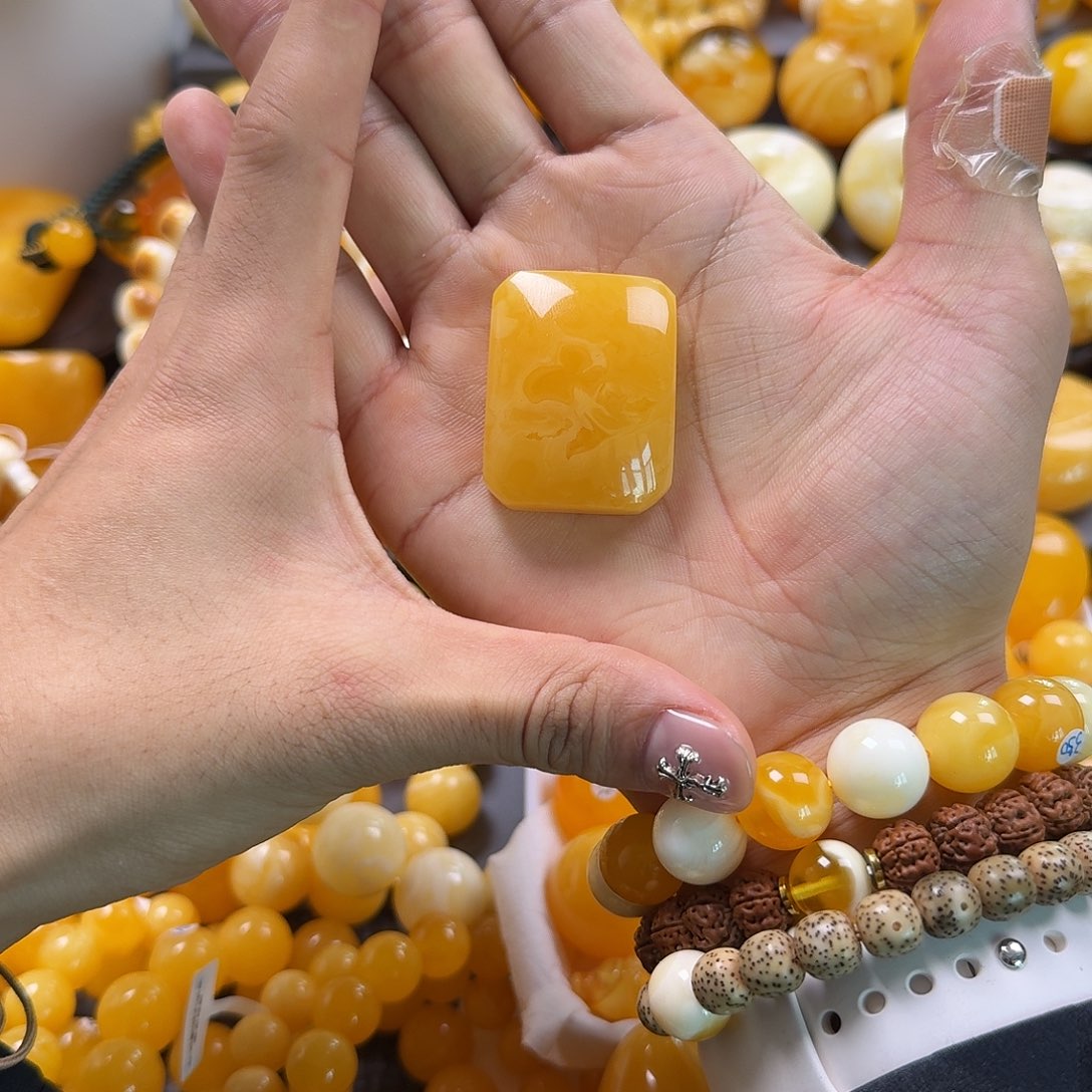 蜜蜡珠宝奇石未镶嵌方牌