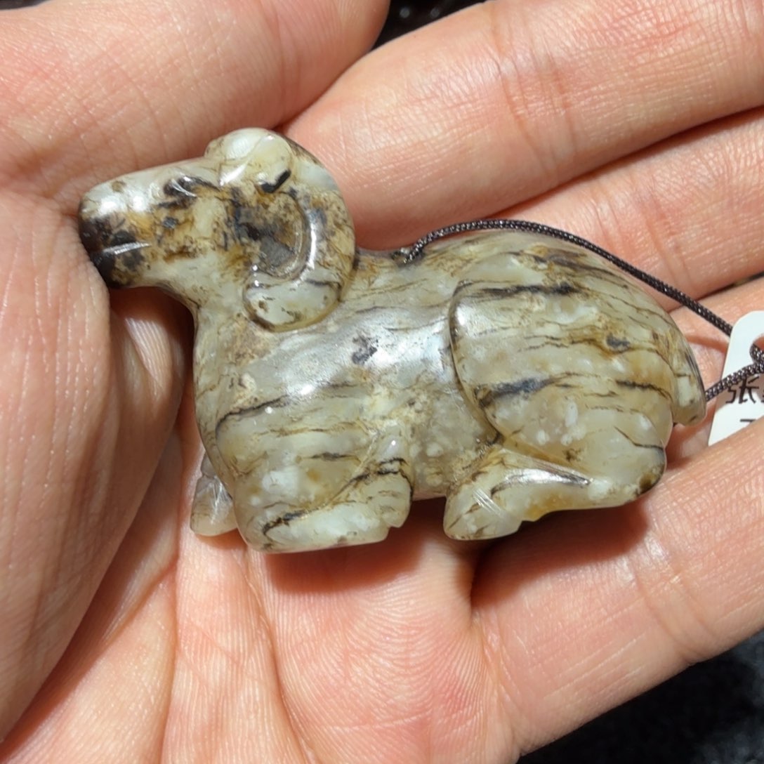 和田玉挂件未镶嵌这