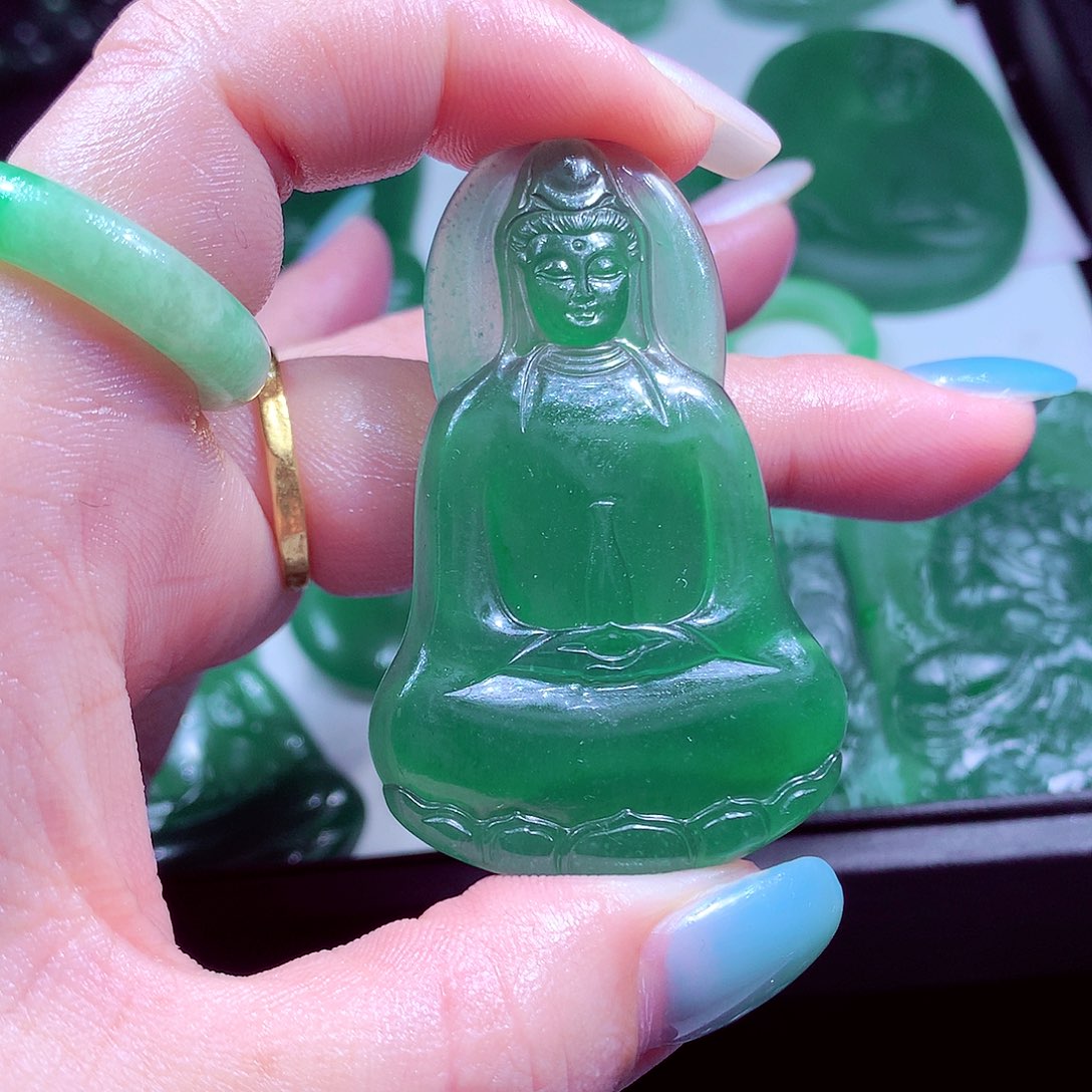 定制翡翠未镶嵌天然缅甸翡翠A货毛货挂件