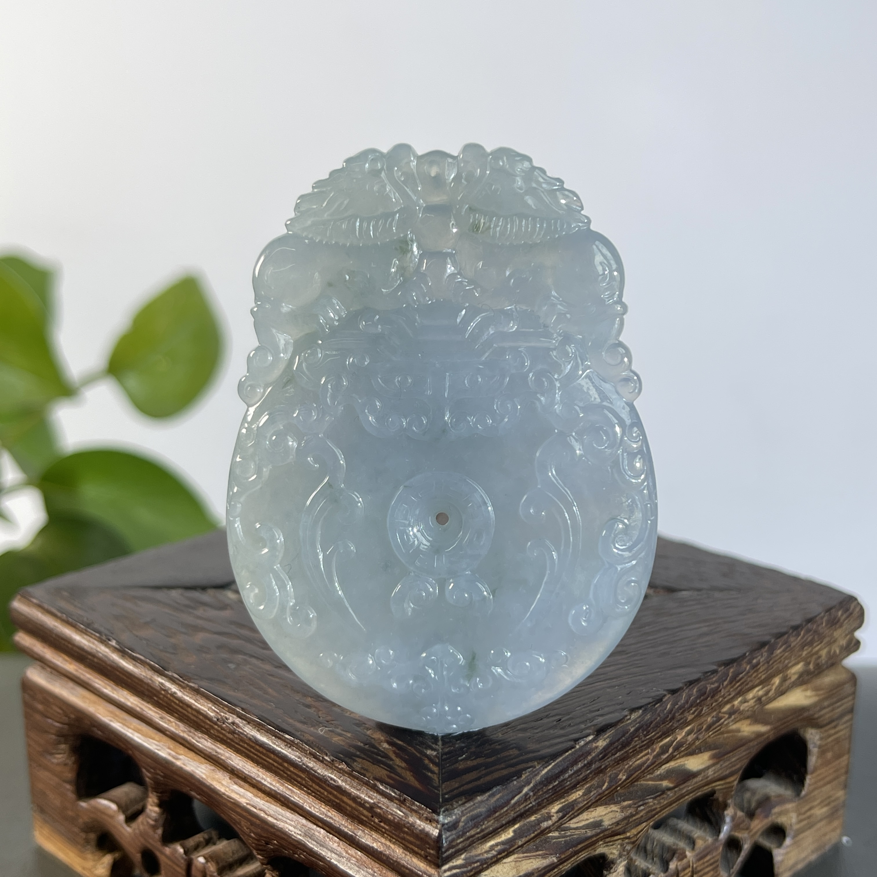 JYB28-92  天然缅甸A货翡翠  仿古扣