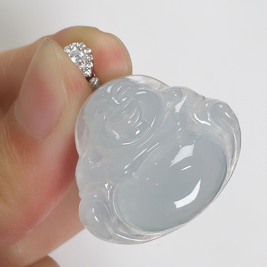 翡翠颈饰未镶嵌佛公