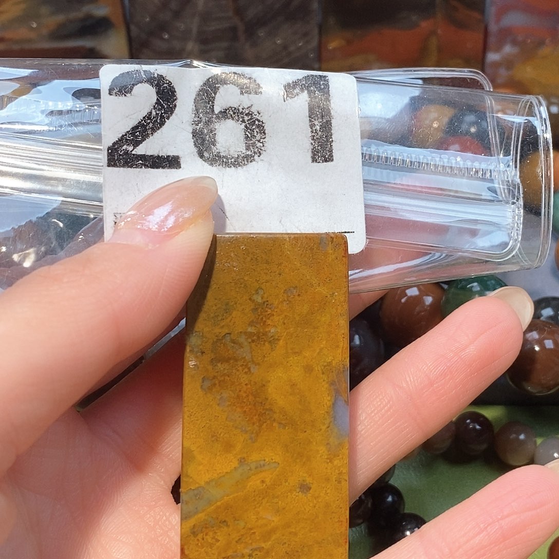 未镶嵌天然北票硅化玉吊坠硅化玉