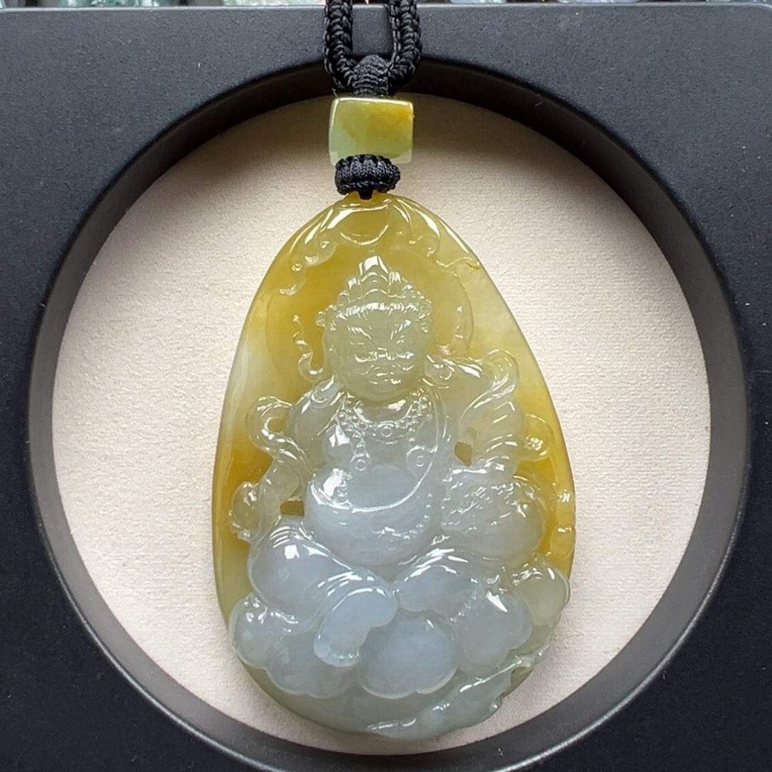 翡翠未镶嵌颈饰黄财神