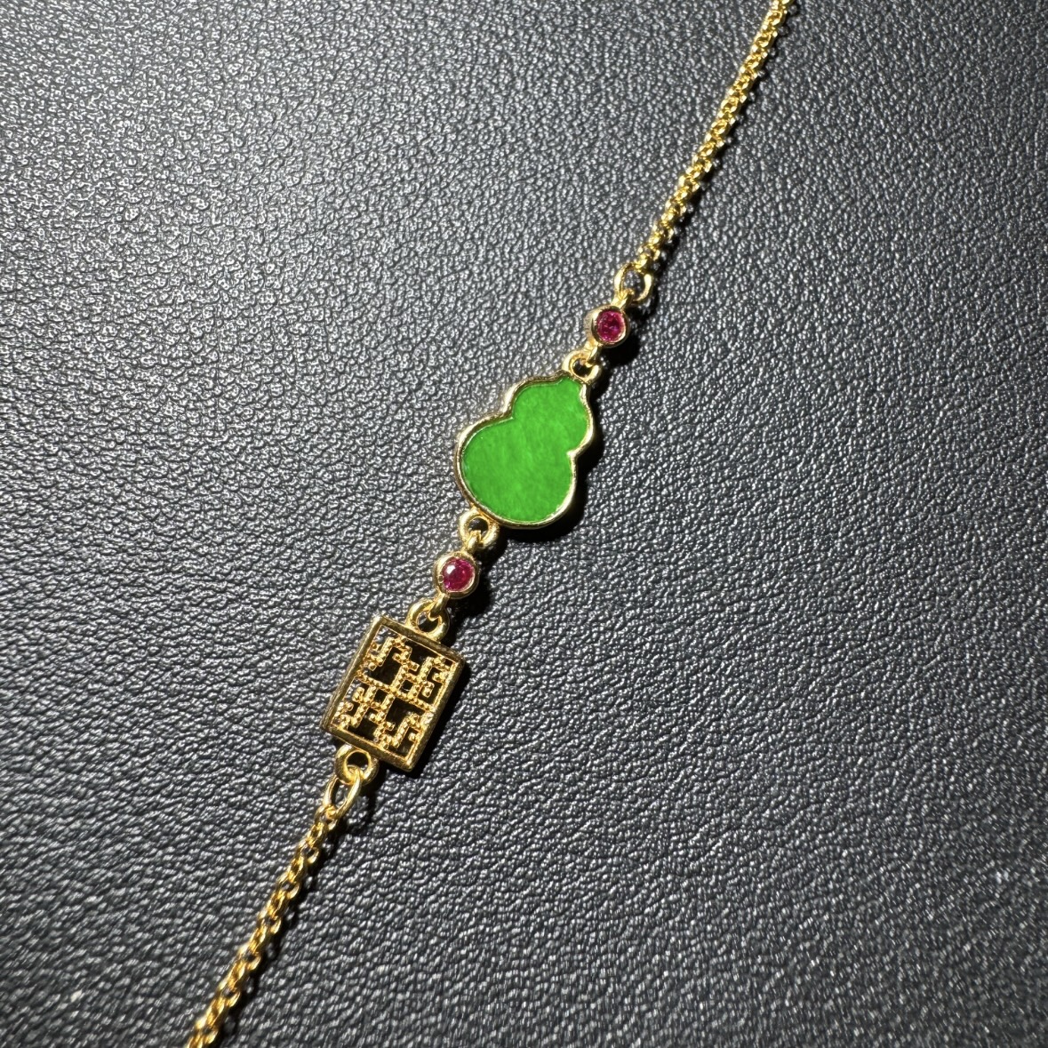 【纳福藏祥】天然缅甸翡翠A货  S925银  葫芦 项链（约11*8*1.6mm）