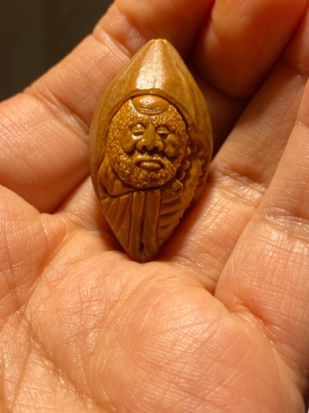 福利苏工核雕纯手工雕刻，个性创作,石窟达摩，立体感十足表情丰富