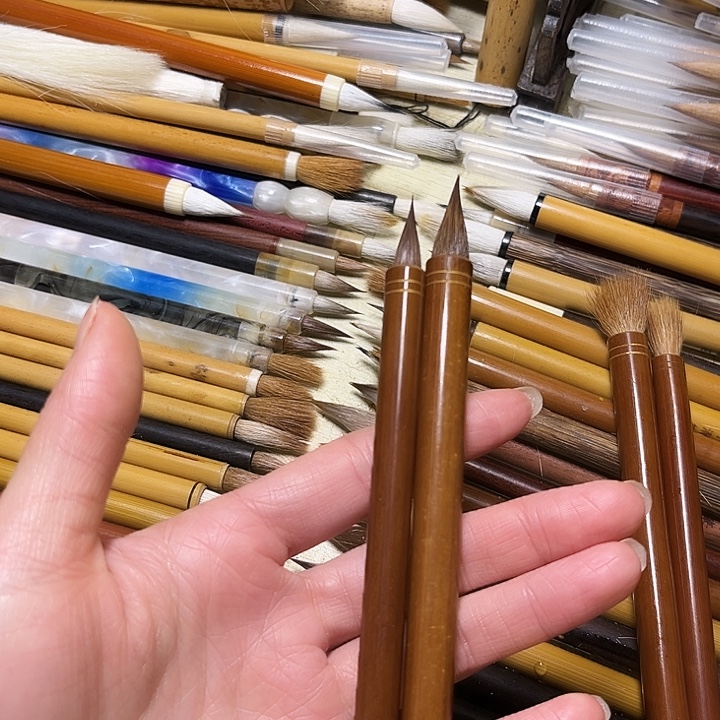 117支毛笔狼毫。     