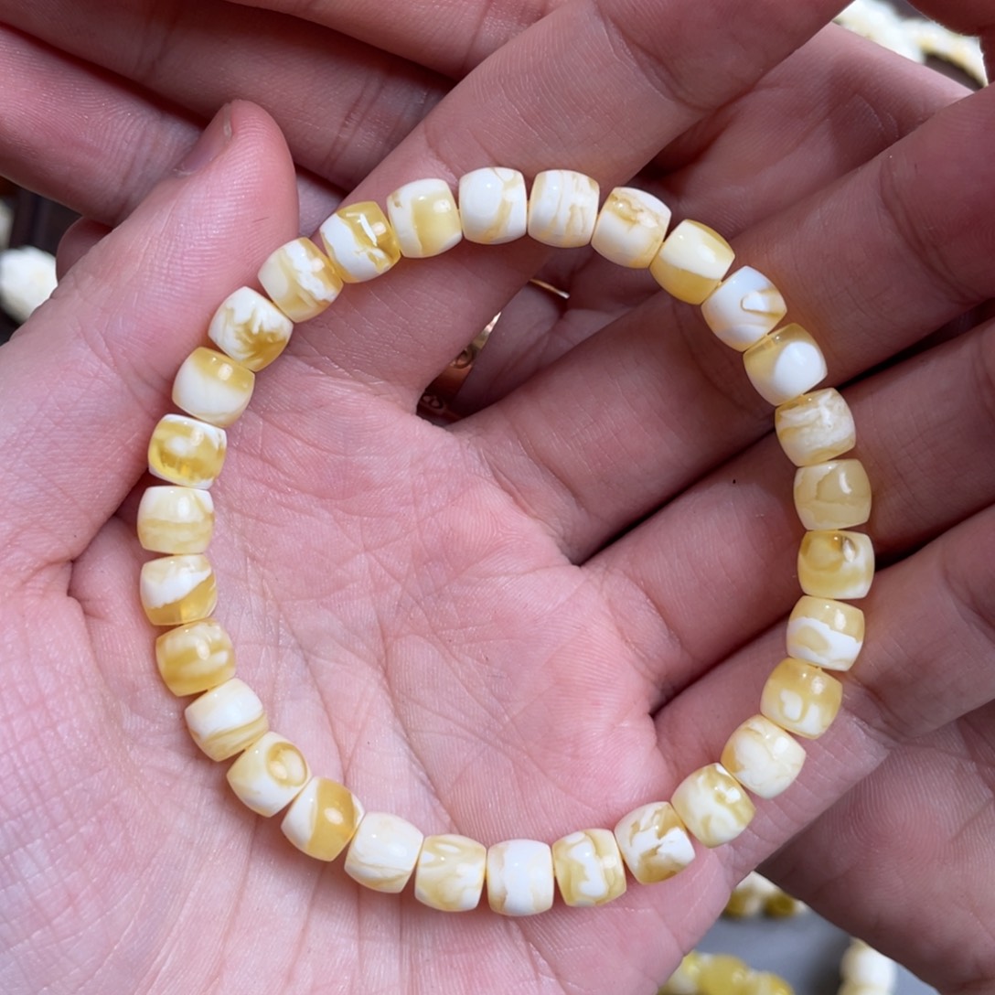 琥珀手串未镶嵌7.1mmmmmmm