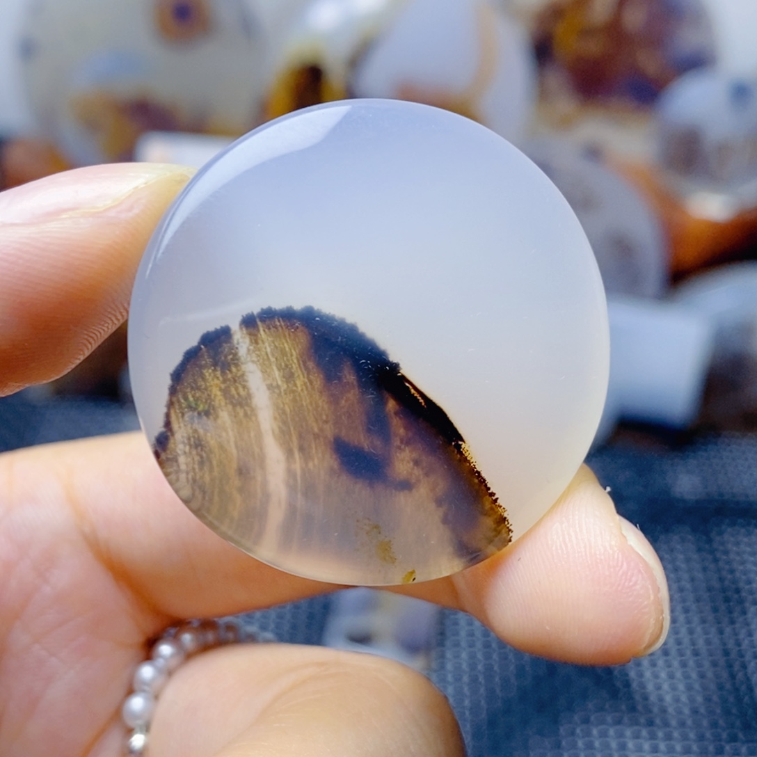 玛瑙/玉髓未镶嵌珠宝奇石