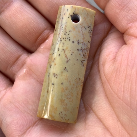 【闪购商品】未镶嵌岫岩河磨玉（透闪石质玉）挂件