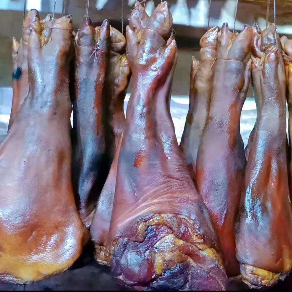 柴火烟熏腊猪脚农家土猪腊肉猪蹄子湖北恩施特产传统腊味火锅食材