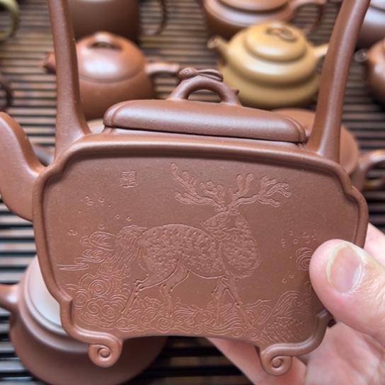 紫砂茶壶逐****部宜兴紫砂壶