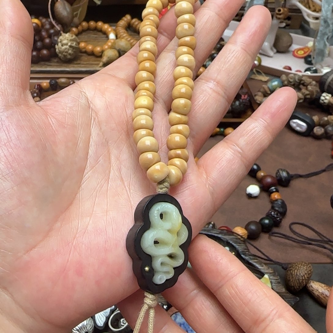 凤眼菩提手串手持
