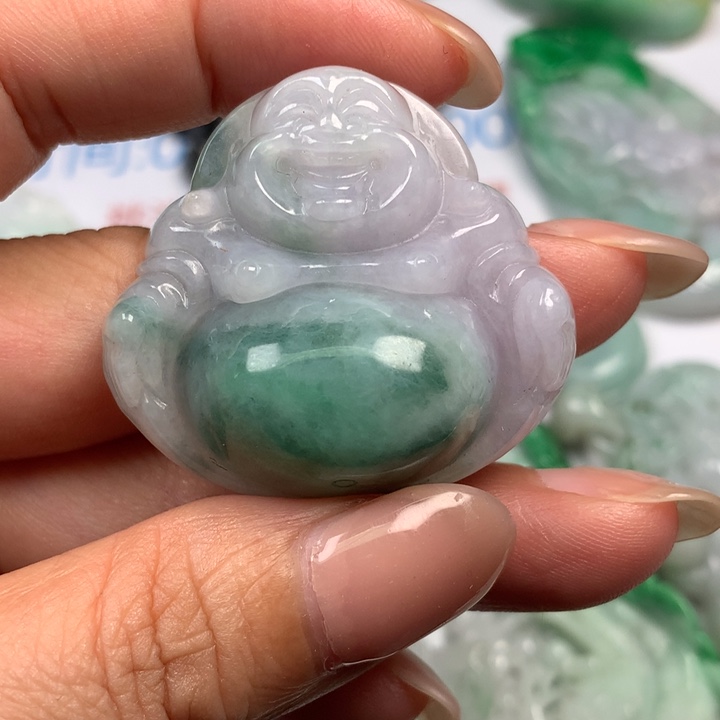 翡翠未镶嵌颈饰繁*翡翠