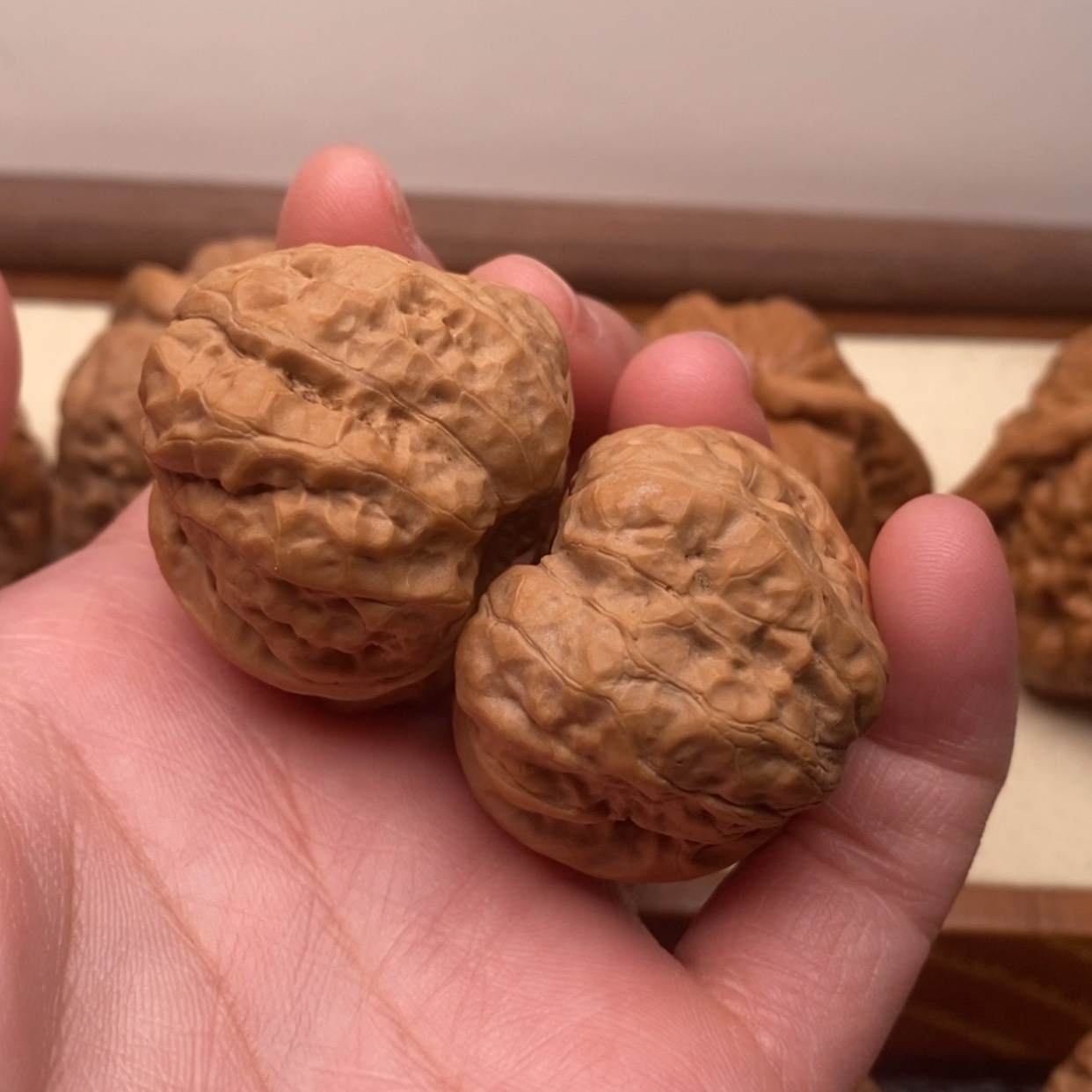 【闪购商品】把件文玩核桃边35左右