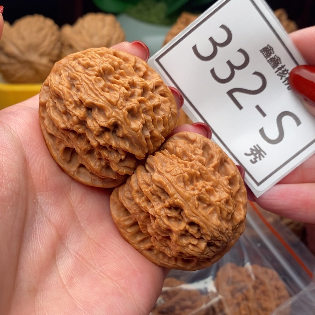 文玩核桃把件南疆42