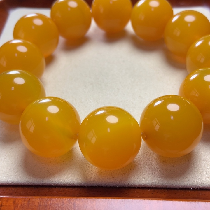 玛瑙/玉髓手串未镶嵌鸡油黄 满实肉