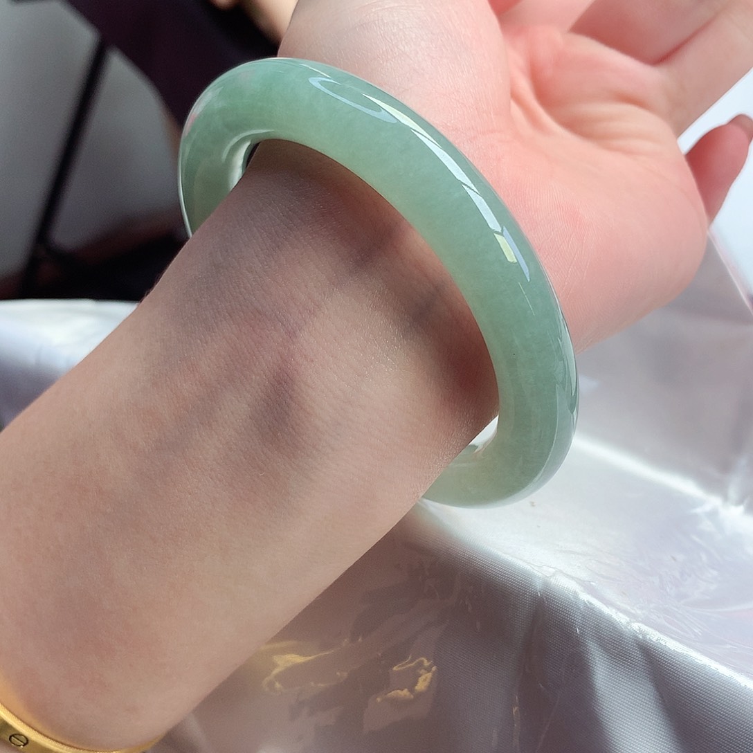 翡翠手镯未镶嵌天然A货翡翠57/58
