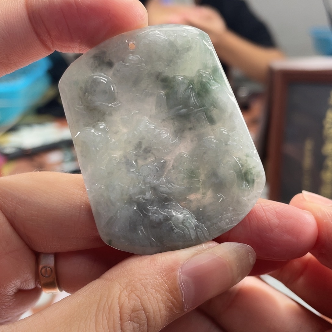 翡翠未镶嵌颈饰翡翠