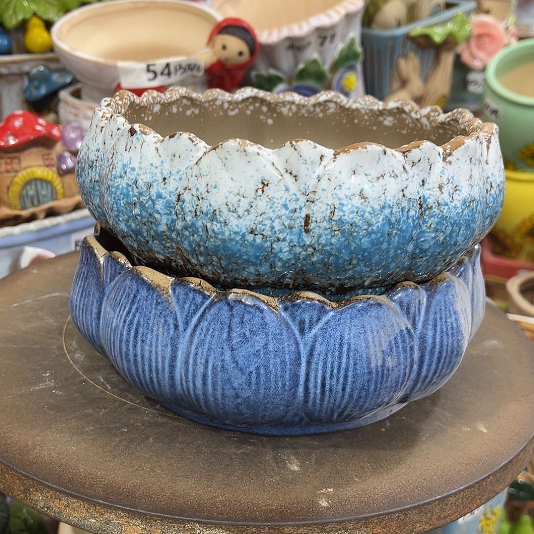 下面有孔上面无孔