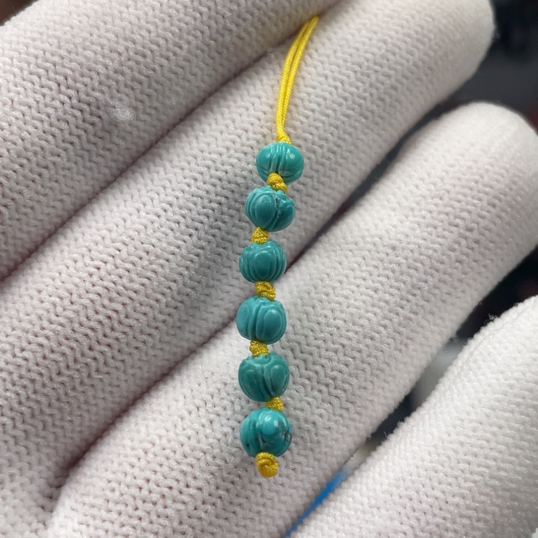 绿松石未镶嵌挂件