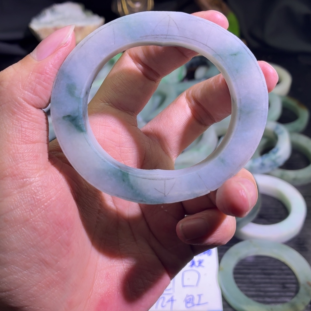 定制翡翠未镶嵌天然翡翠A货毛胚手镯定制