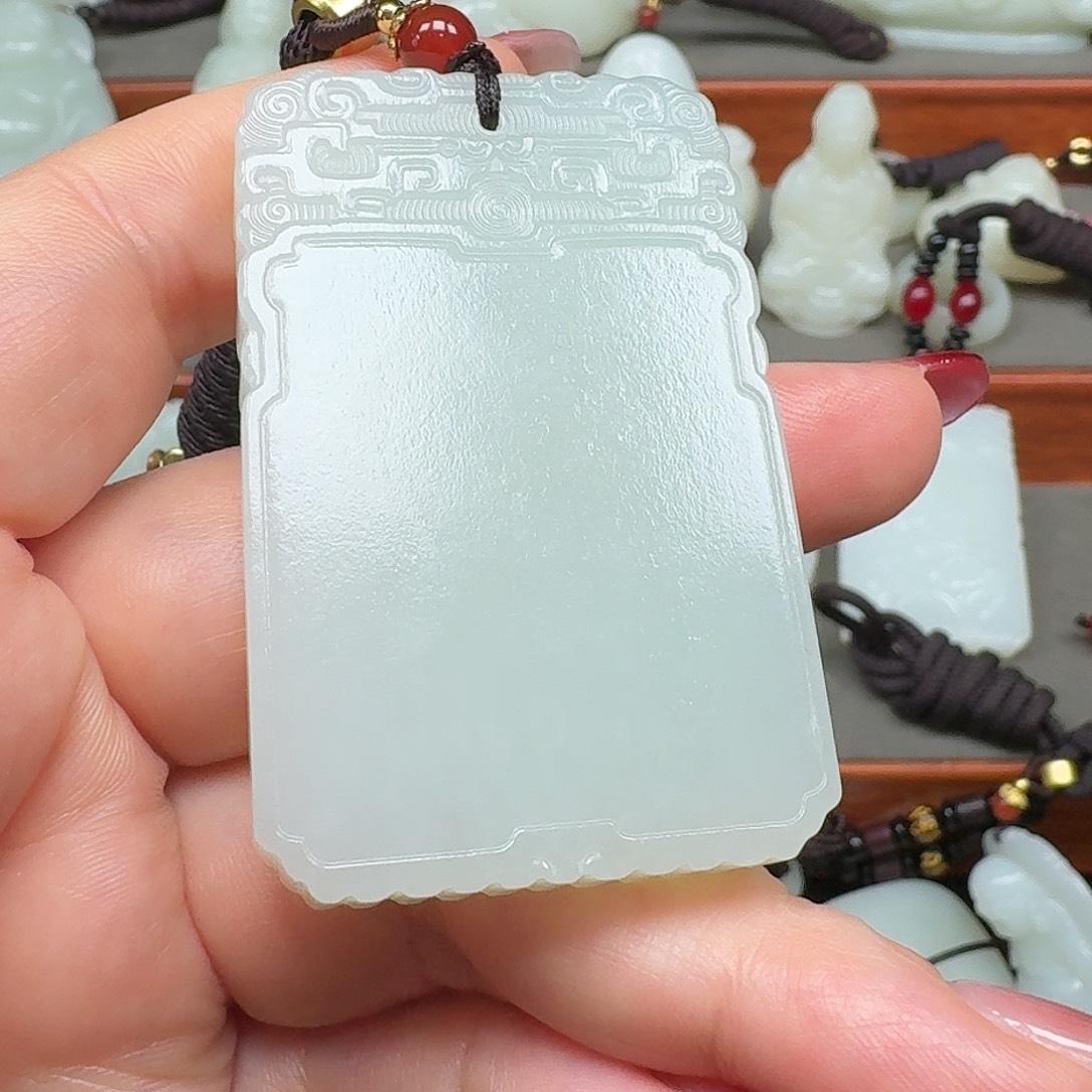 文***锅和田玉未镶嵌挂件