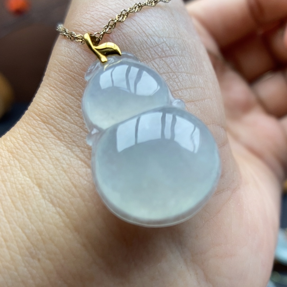 【闪购商品】颈饰18K金镶嵌翡翠50